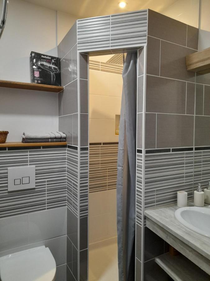 Chambre D'Hotes Lariboisiere Fougères Esterno foto